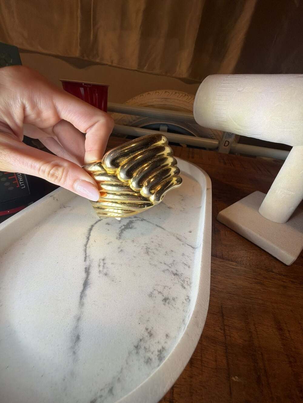 Vintage Gold Tone Chunky Ribbed Hinged Cuff Bracelet